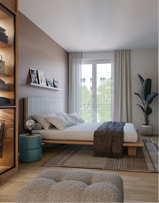 Modernes Schlafzimmer mit Doppelbett, Bilderleiste und bodentiefem Fenster mit Balkon